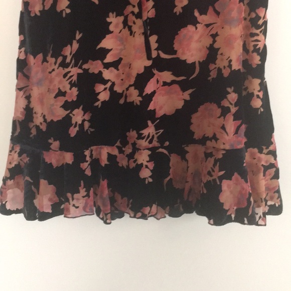 Floral Velvet Burnished Ruffle Open Back Dress - Picture 3 of 8